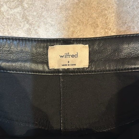 Wilfred Aritzia Melina Black Faux Leather Straight Fit Pants 8 Crop High Rise - Picture 3 of 7